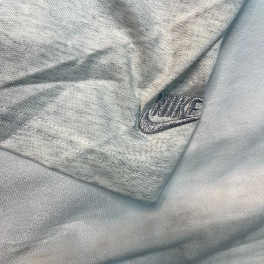 Jordan Men's T-Shirt in Light Gray Sz various